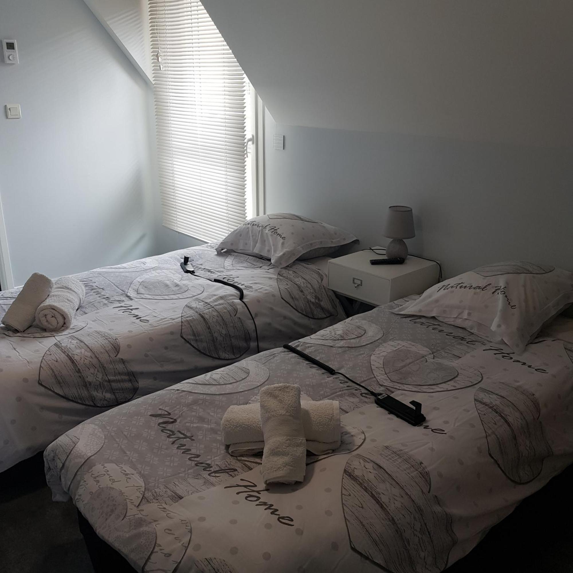 Grande Chambre Entre Caen Et La Mer Chambre Terrasse Jardin Et Piscine Mathieu ภายนอก รูปภาพ